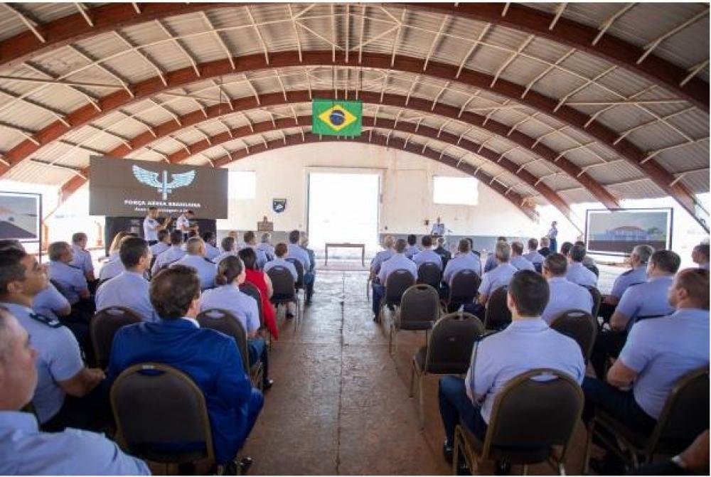 Assinada ordem de serviço para readequação do hangar do Instituto Histórico-Cultural da Aeronáutica (INCAER)