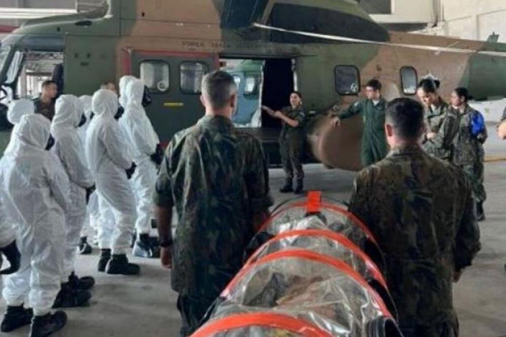 Militares da FAB foram treinados para atuar em evacuações com risco biológico e nuclear