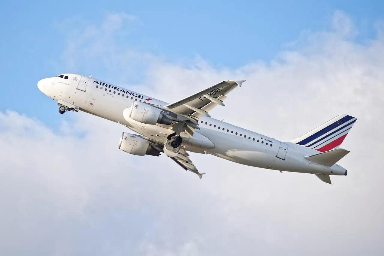 IATA divulga relatório com dados completos do transporte aéreo mundial em 2024