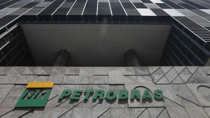 Petrobras aumenta preço de querosene de aviação em 3,8%, na terceira alta seguida do ano