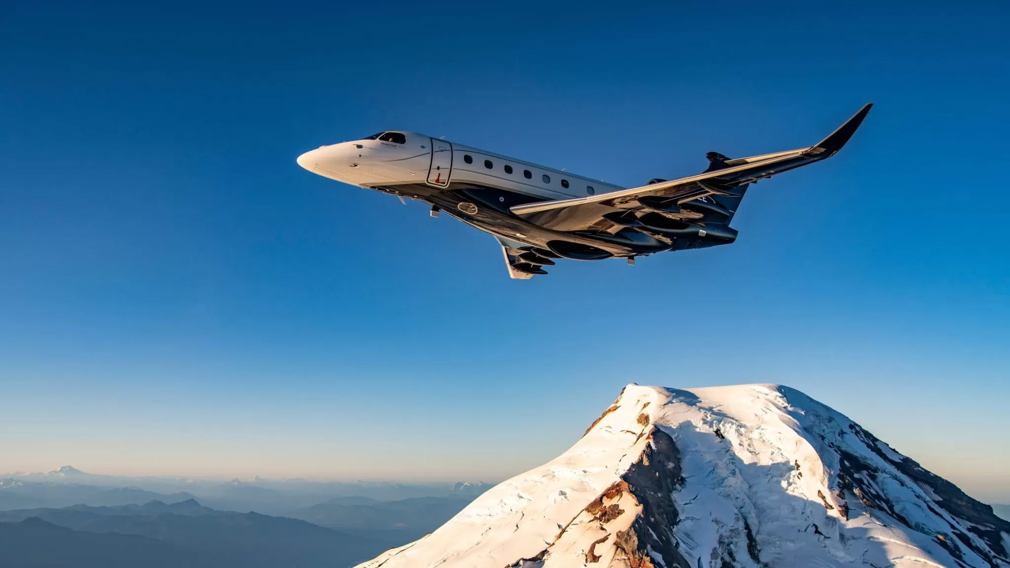 Vídeo mostra por dentro como será voar nos novos (e luxuosos) jatos Praetor da Embraer